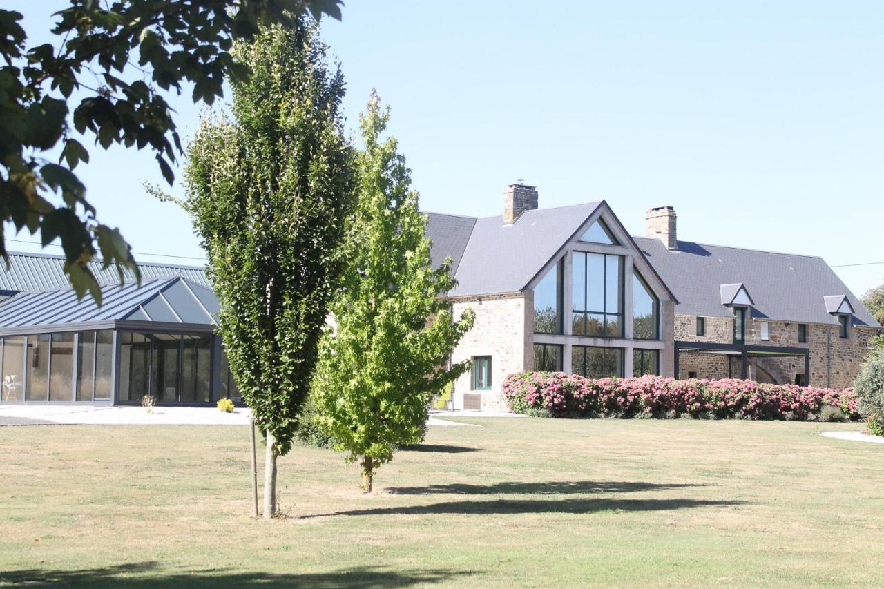 Domaine Du Jardin " Chambres D'Hotes " Saint-Jean-de-la-Haize Luaran gambar