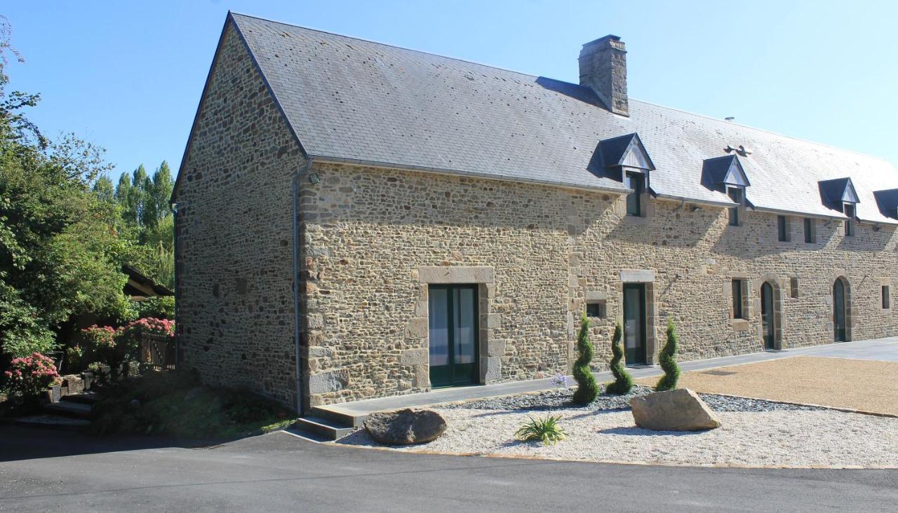 Domaine Du Jardin " Chambres D'Hotes " Saint-Jean-de-la-Haize Luaran gambar