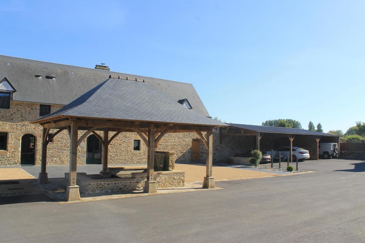 Domaine Du Jardin " Chambres D'Hotes " Saint-Jean-de-la-Haize Luaran gambar